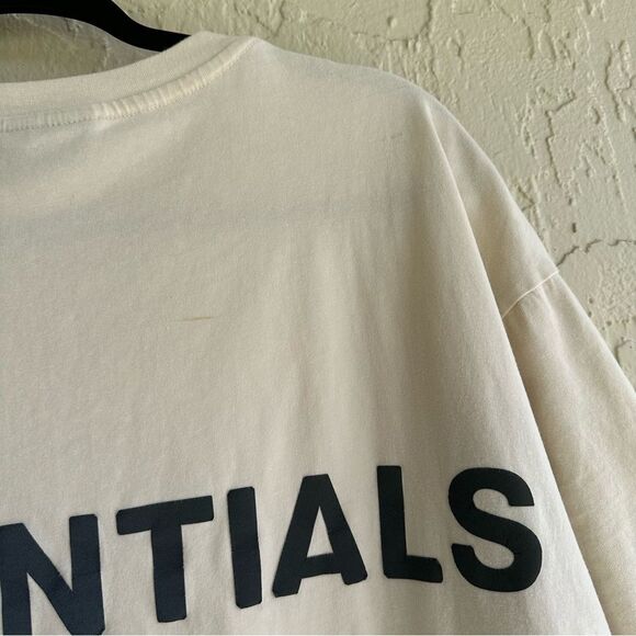 ESSENTIALS Tee Shirt Men Large Graphic Spellout - Picture 6 of 6